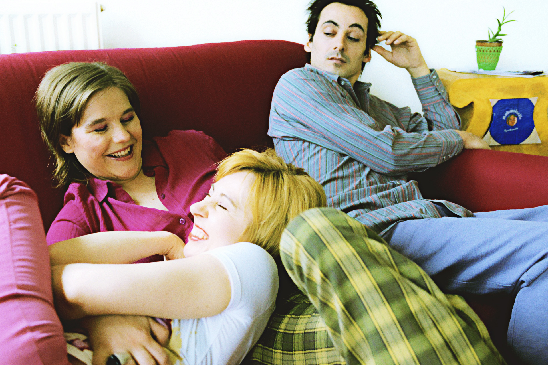 Polyamory and Jealousy: When You Feel Like A Third Wheel