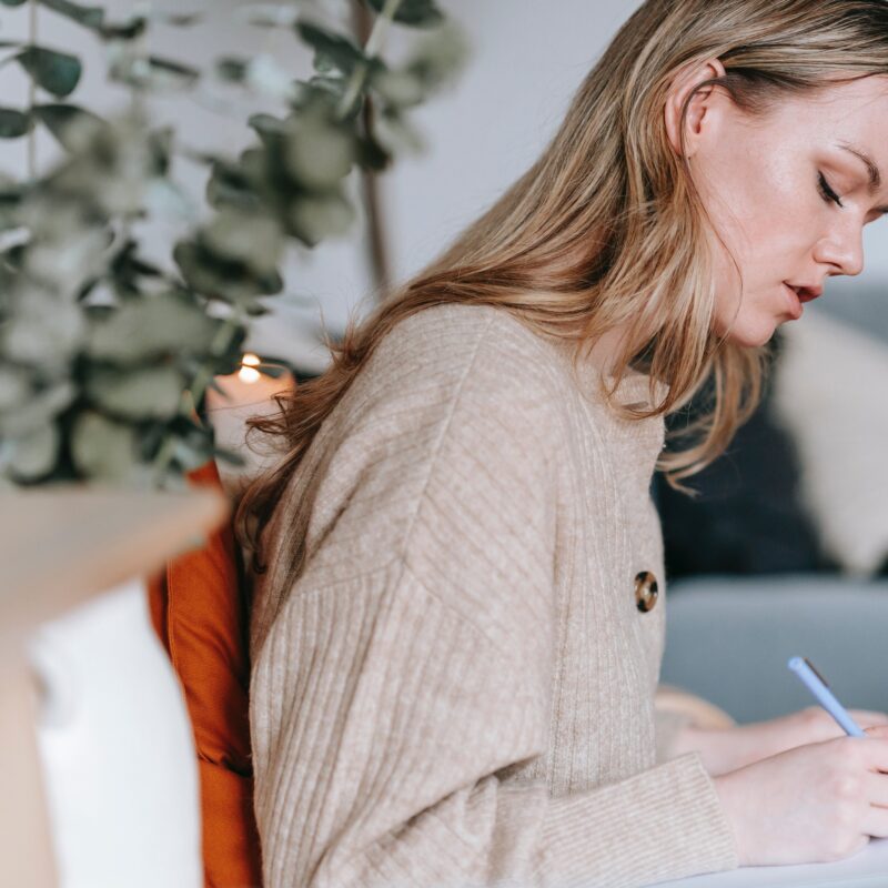 Manage your time between swinging and other life commitment