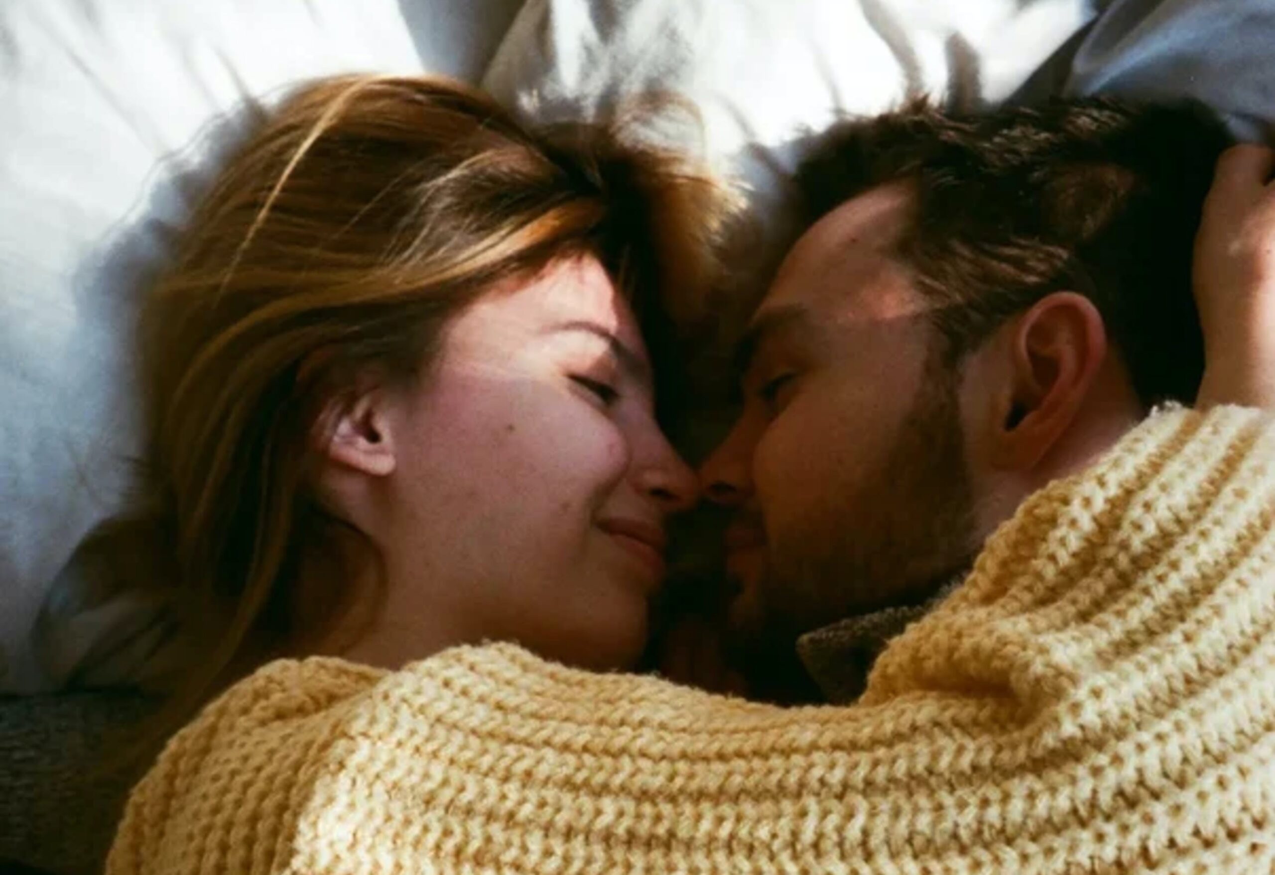 Creating a Swinger Bucket List: Must-Try Experiences