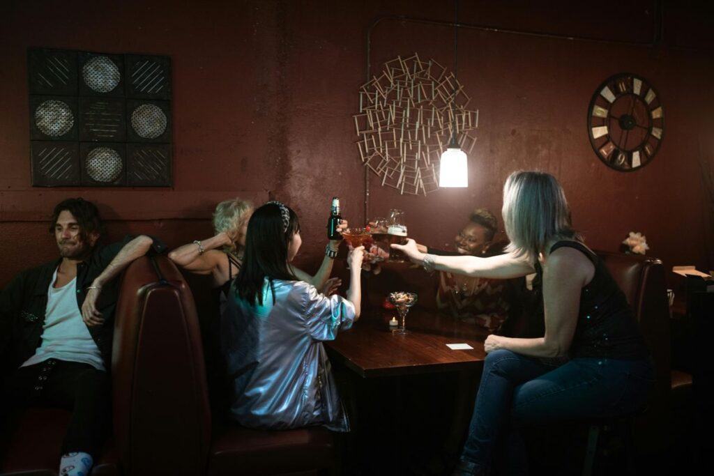 Living Apart Together (LAT): Independence within Intimacy