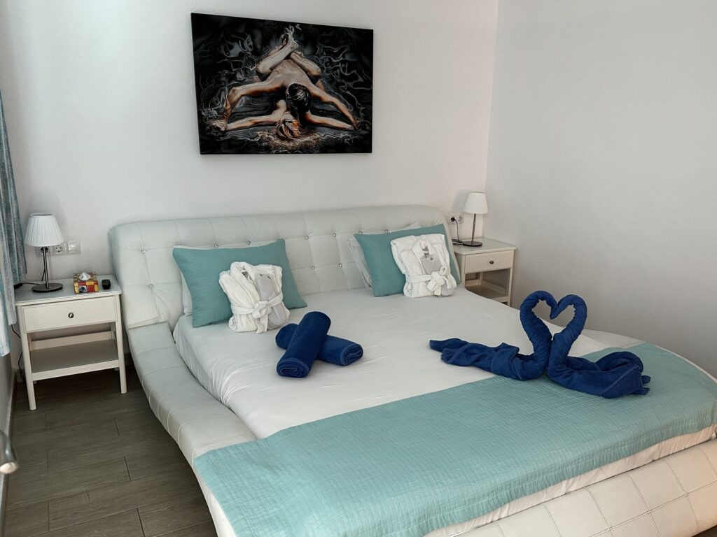 Picture of one of the suite bedrooms at Venus Star Resort