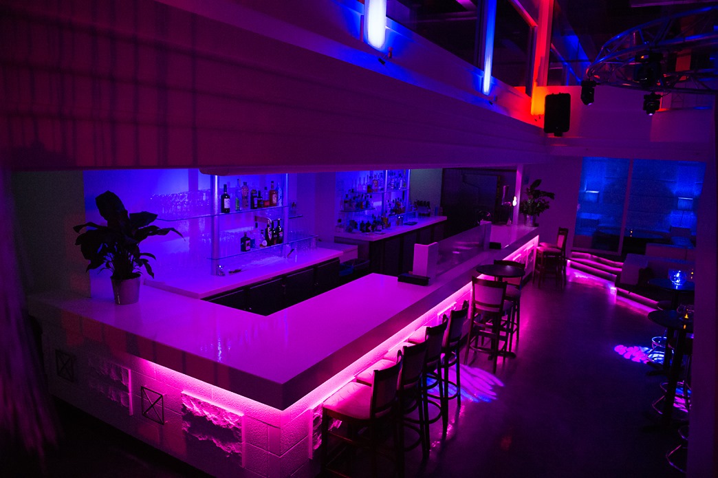 Exploring Le Club L: Montreal’s Premier Destination for Open-Minded Couples