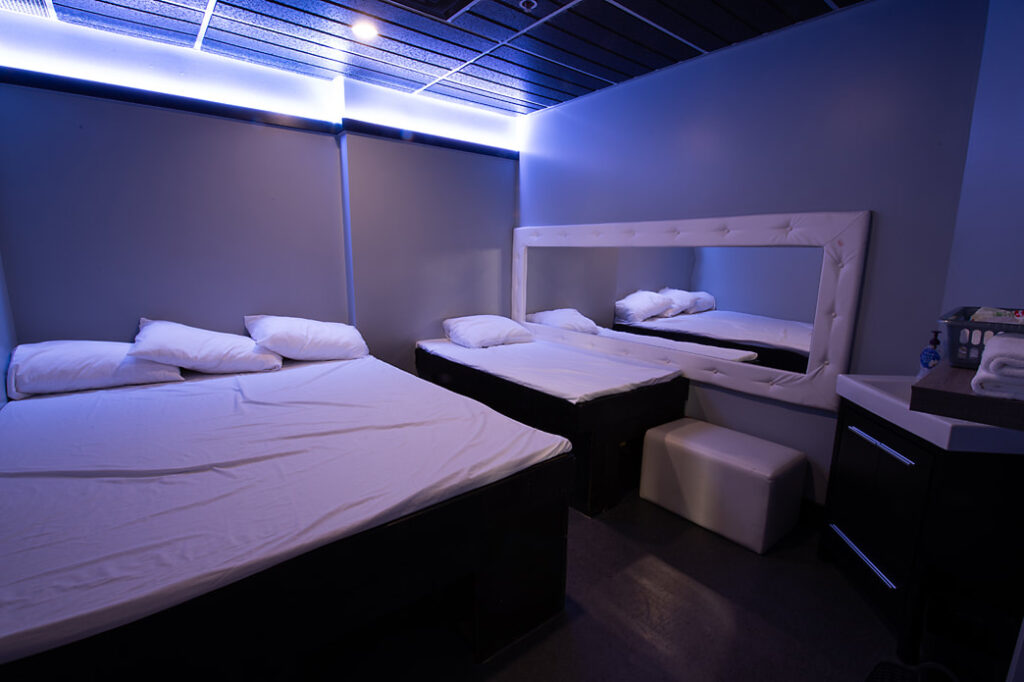 Image of bedroom with mirror