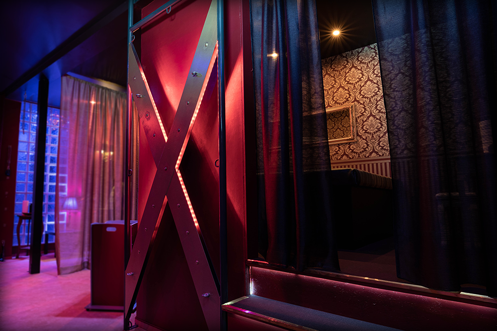 Experience Elegance and Freedom at Avarus Berlin – The Premier Swingers Club