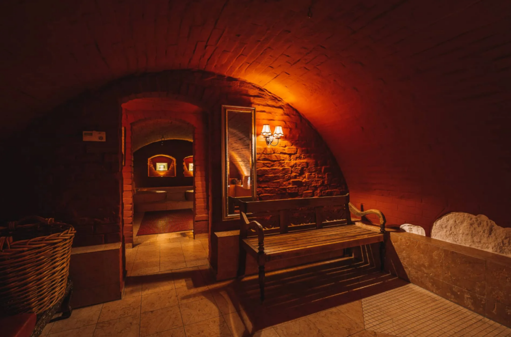 Image of room in the club