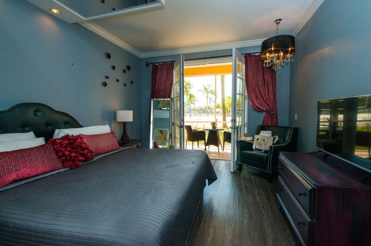 Image of the room in the resort