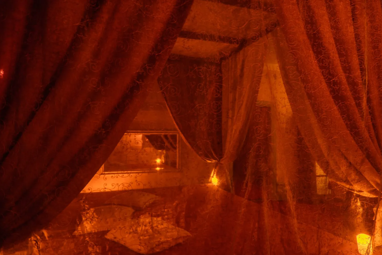 Schloss Milkersdorf: Where Lust Meets Luxury Near Berlin