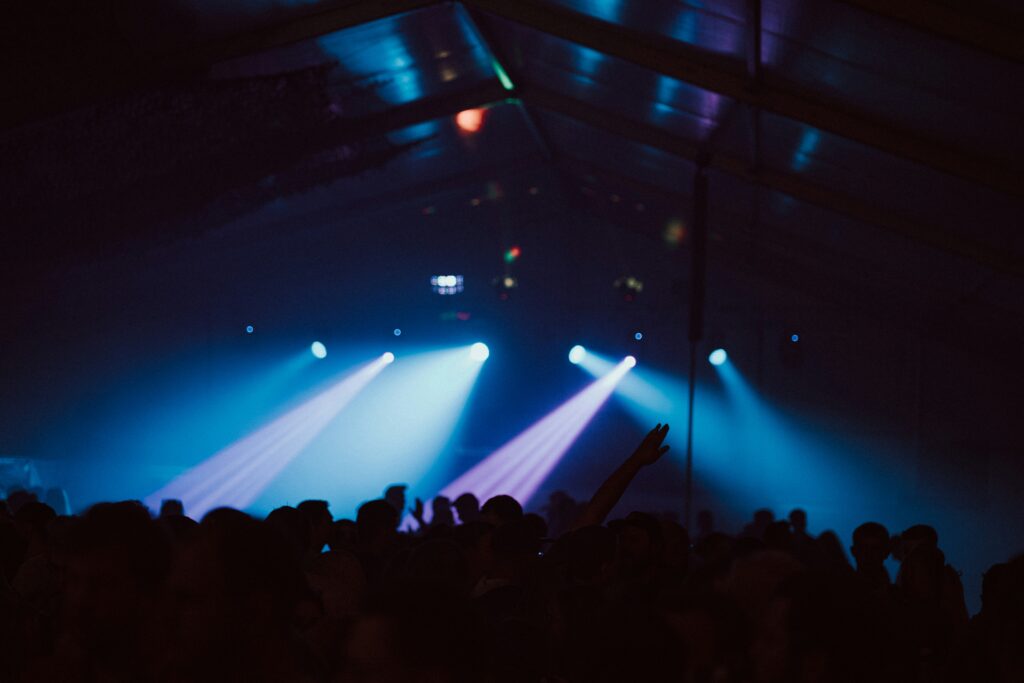 People in the crowd standing