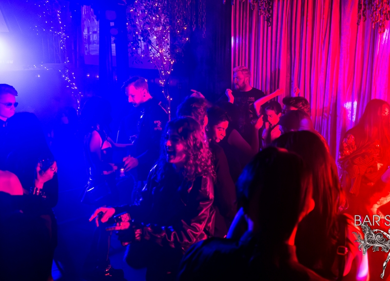 People dancing in the crowd of Bar Sinister