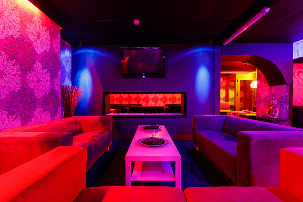 Lounge in the club