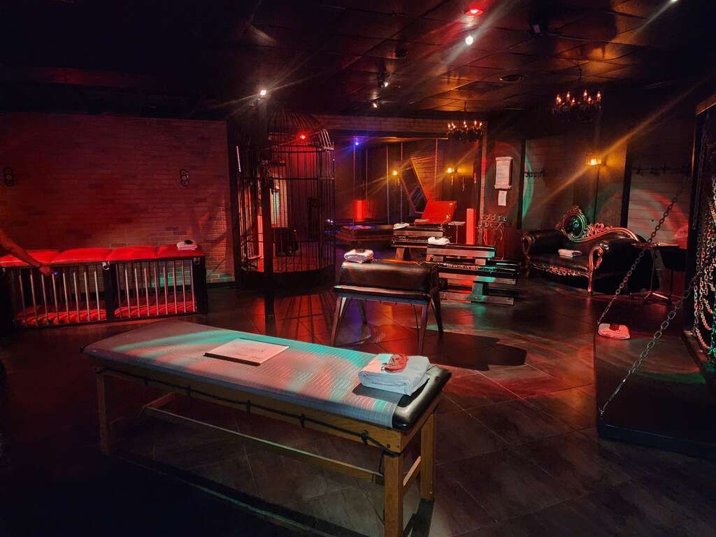 Explore Club Swinkster: The Ultimate Kink and Lifestyle Experience in Orlando