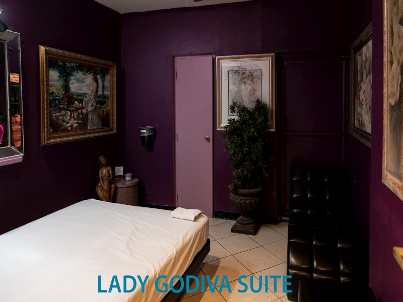Lady godiva suite