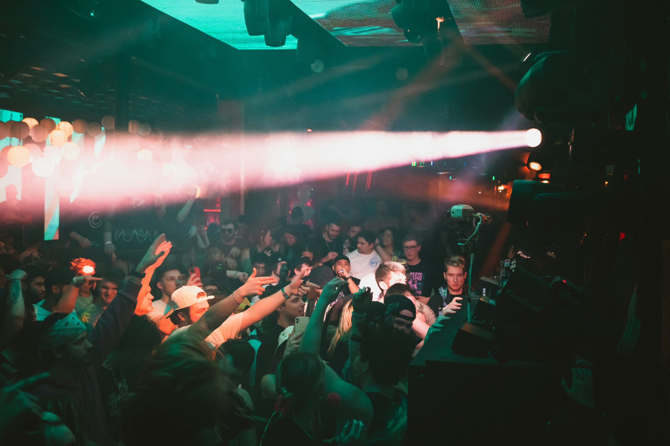 TikTak Swinger Club (Budaörs): Beginner-Friendly Swinger Nights Near Budapest