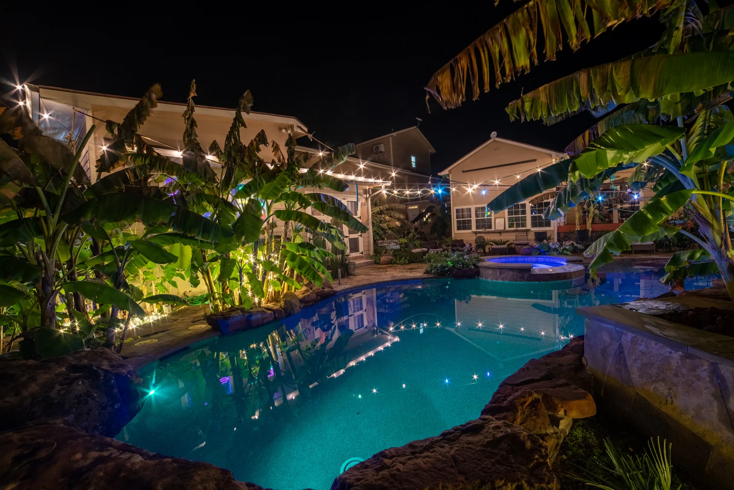 Friendsgiving at The Kraken Resort (Nov 14–16, 2025)