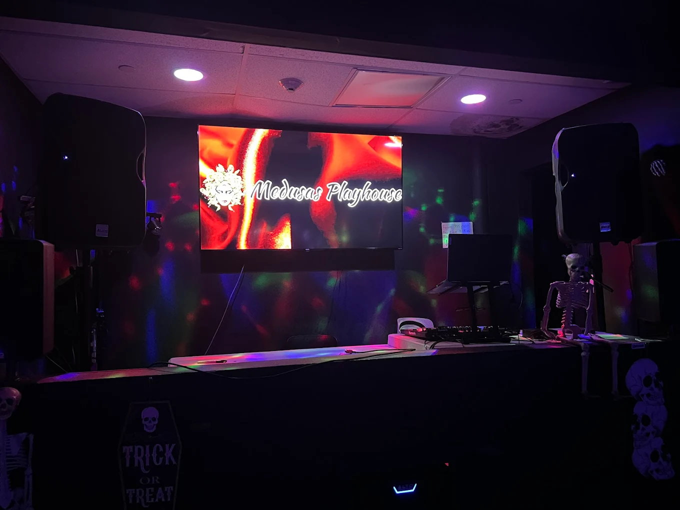 Afterwork Sexy Thursday at Medusas Playhouse (Nov 6 – Nov 7, 2025)