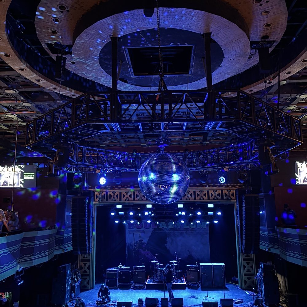 Anything Goes Wednesday at Club Labyrinth (Nov 26–27, 2025)