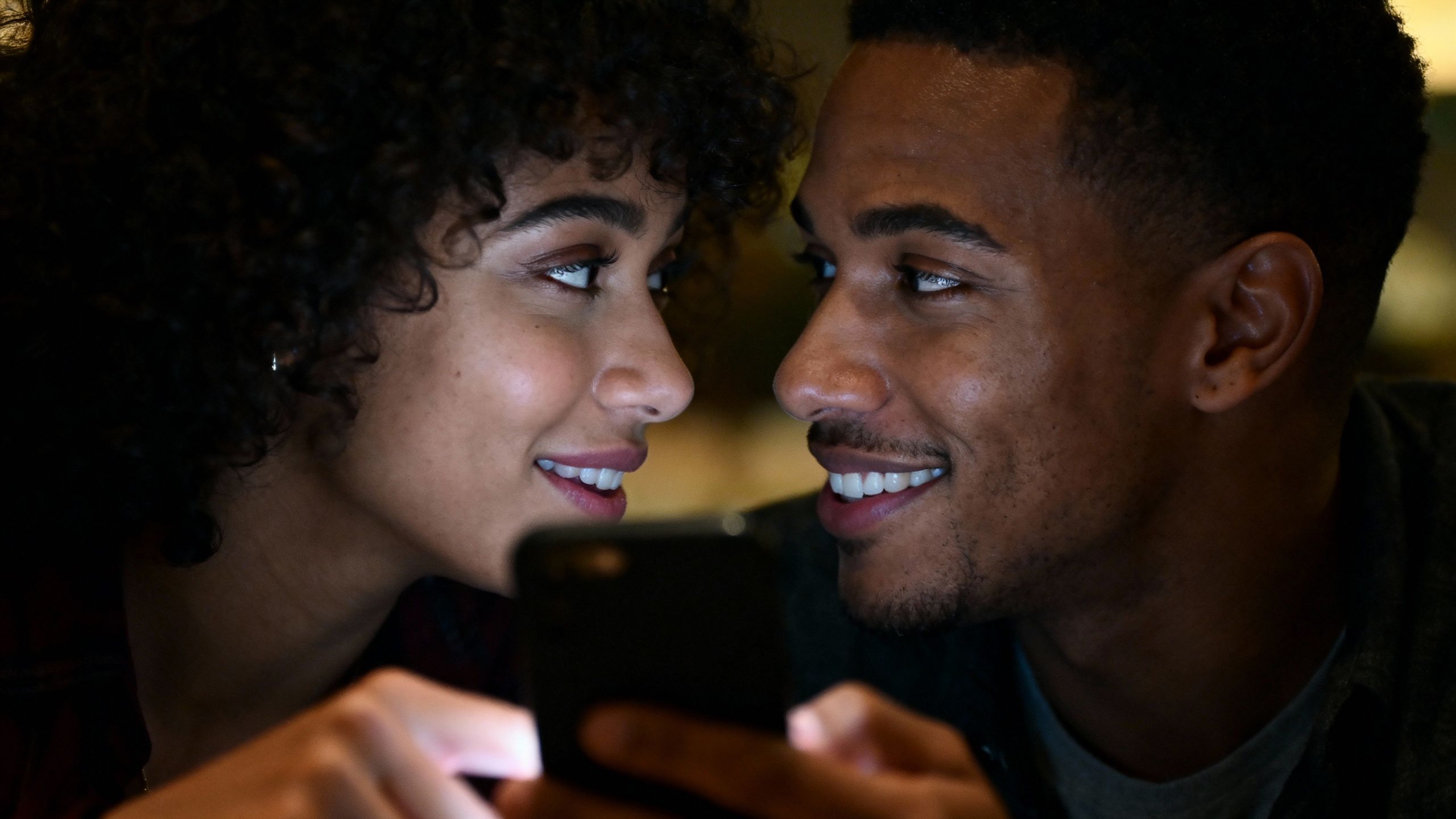 Dirty Talk Vetting: Essential for Online Dating and Messaging Apps