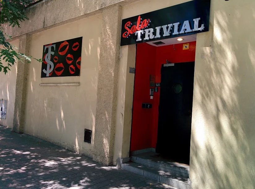 Martes – Bisex Party at SalaTrivial (Apr 28–29, 2026)