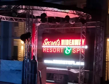 Secrets Hideaway Resort & Spa: Lifestyle-Friendly Adults Resort